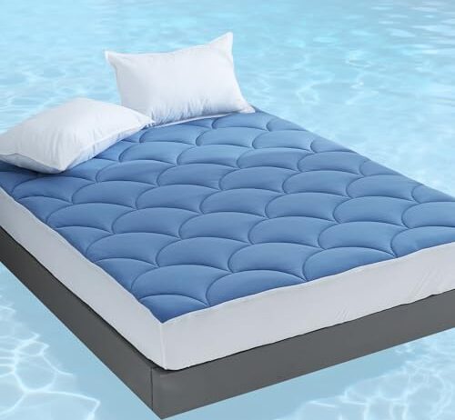 Quilted pad that replaces a bottom sheet