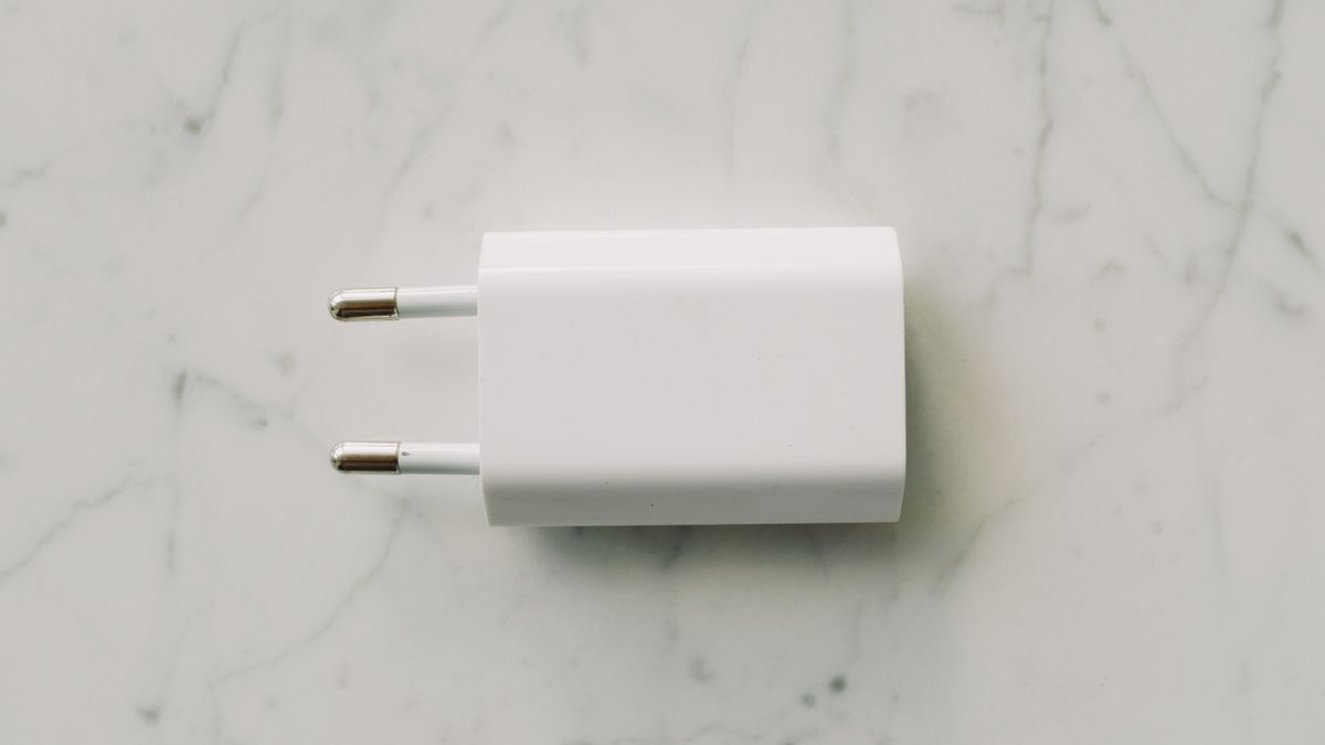 Your Surge Protector Stops Protecting Long Before It Stops Working