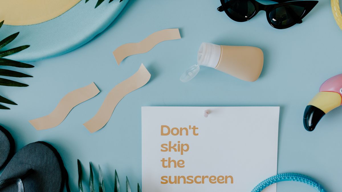 When Sun Protection Fabric Stops Blocking UV